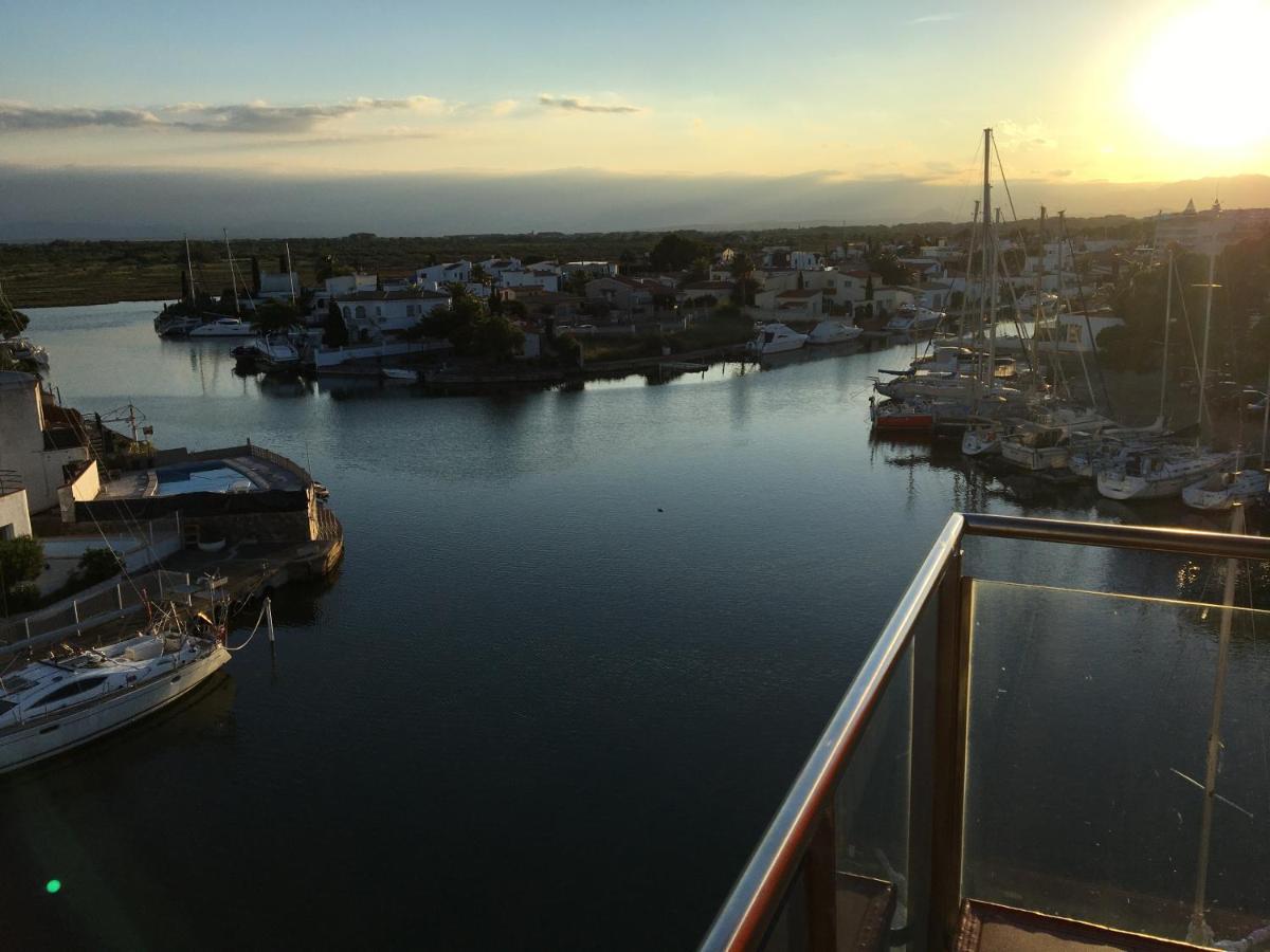 Vue Panoramique Sur La Mediterrannee, Appartement Sur Canal & Proche Plage 罗萨斯 外观 照片