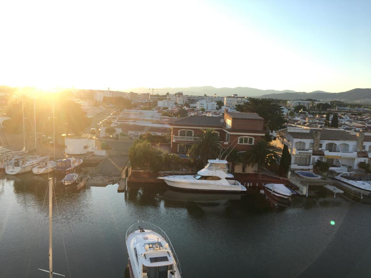 Vue Panoramique Sur La Mediterrannee, Appartement Sur Canal & Proche Plage 罗萨斯 外观 照片